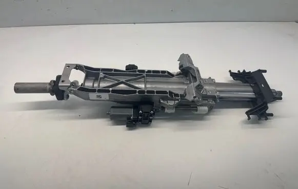 BMW 5 G30 G31 G38 Steering wheel axle set 6894879