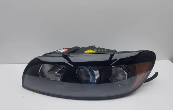 Volvo C30 Headlight/headlamp 31335213 1307022590 05A6138X