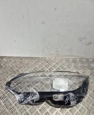 Volvo S90, V90 Headlight lense 