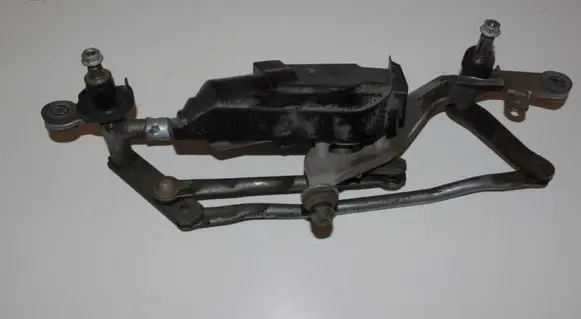 Fiat 500E Front wiper linkage and motor 05182430AC