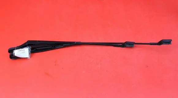Peugeot 208 Front wiper blade arm 9673291980