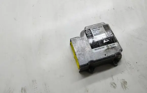 Seat Alhambra (Mk2) Airbag control unit/module 7N0959655C 1014120P 221098115