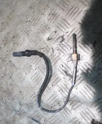 Volkswagen Golf V Exhaust gas temperature sensor 036906088C