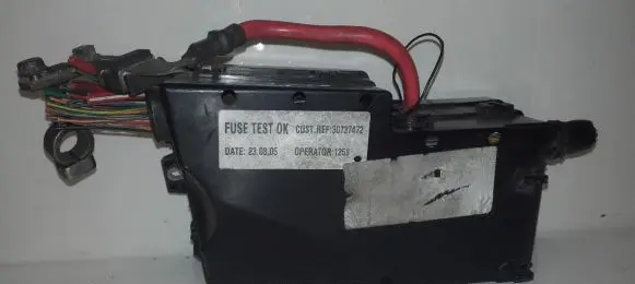 Volvo V50 Fuse box set 8688039 A245