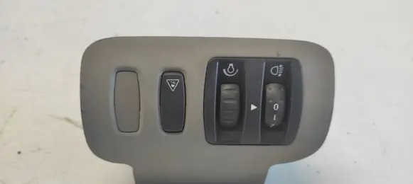 Renault Scenic II - Grand scenic II Headlight level height control switch 8200140985GC 7383 026