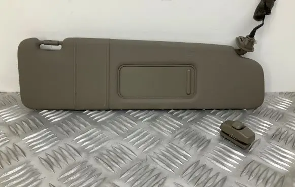 Audi A5 8T 8F Sun visor 8H0857552R 443857562B 443857563A