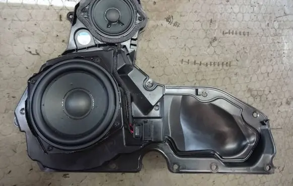 Audi A6 S6 C8 4K Front door speaker 4K0035298