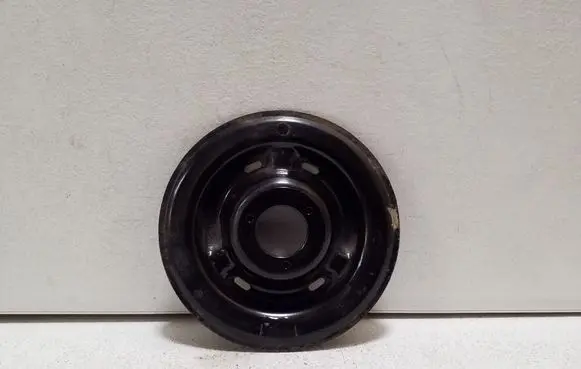 Toyota Yaris Cross Coil spring mount 