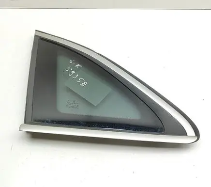 Mercedes-Benz GLA H247 Rear side window A2476705900