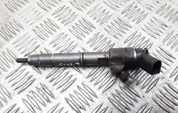 Mercedes-Benz B W245 Fuel injector