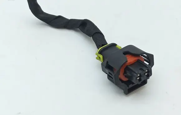 Hyundai i40 Fuel injector wires 