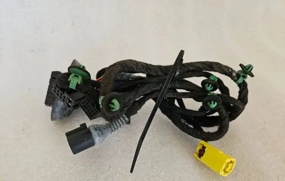 Audi A4 S4 B7 8E 8H Front door wiring loom