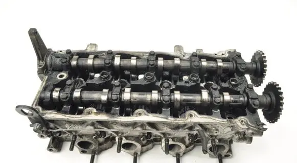 Hyundai ix35 Engine head 221112A200