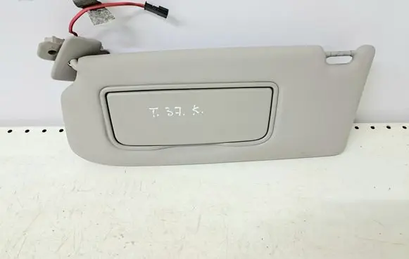 Volvo V50 Sun visor
