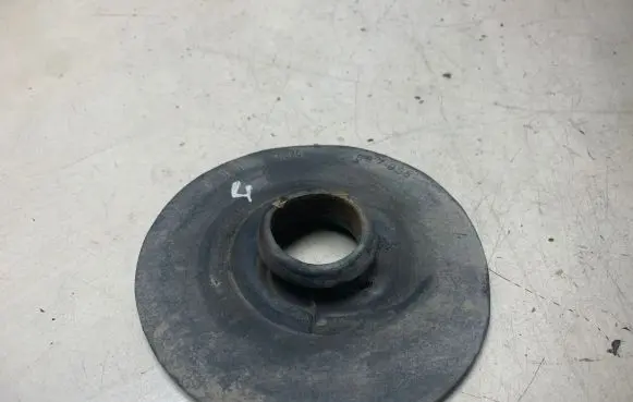 BMW 3 E46 Front coil spring rubber mount 1136385
