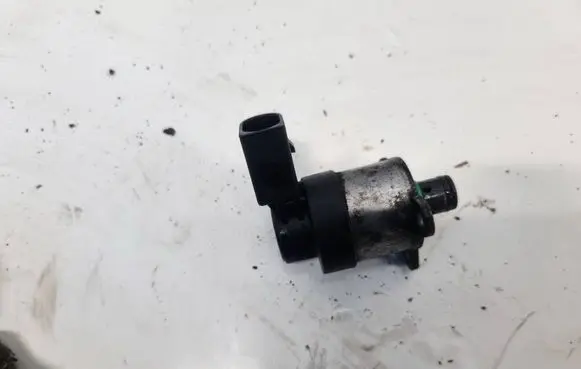Mercedes-Benz GL X164 Fuel pressure sensor 