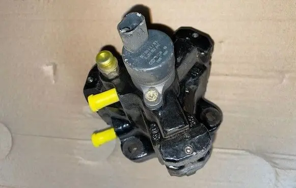 Renault Laguna II Fuel injection high pressure pump 0445010037I