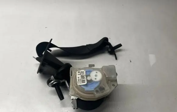 Ford Mustang VI Rear seatbelt FR3B63044E07A