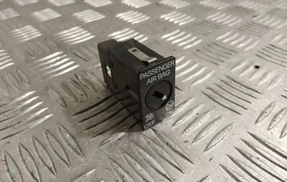 Skoda Rapid (NH) Passenger airbag on/off switch 5C5919237