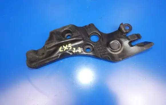 Mazda CX-5 Engine mounting bracket