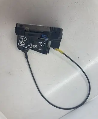 Renault Trafic II (X83) Front door lock 91166229