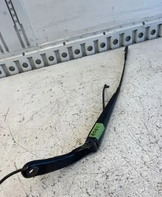 Mercedes-Benz Sprinter W906 Front wiper blade arm A9068200644