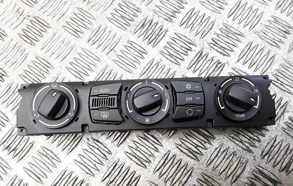 BMW 5 E60 E61 Climate control unit 64116956825