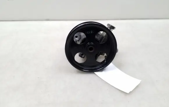 Opel Insignia A Power steering pump 18309336