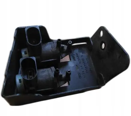 Volkswagen Tiguan Turbo solenoid valve 1K0906283A