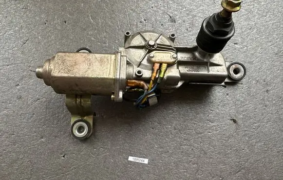 Nissan Patrol Y60 Rear window wiper motor 2870005J00