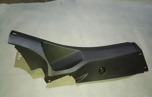 (C) pillar trim