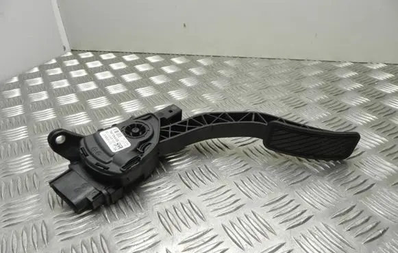 Ford B-MAX Accelerator throttle pedal 8V219F836AC T1950