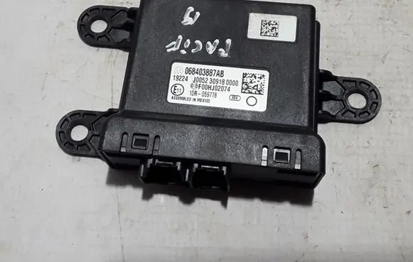Chrysler Pacifica Other control units/modules 68403887AB