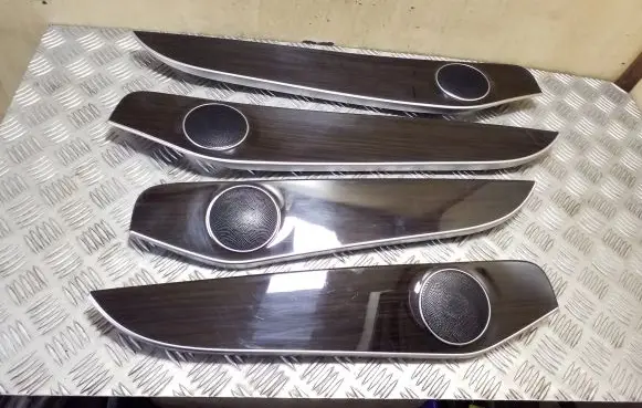 Mercedes-Benz GLC X253 C253 Front door trim bar A2057305922 A2057306022 A2057207422