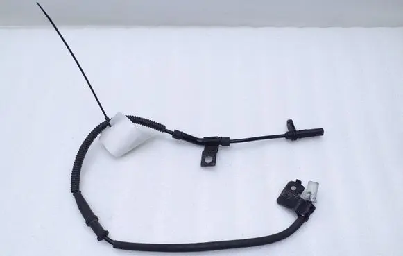 KIA Sorento ABS brake wheel speed sensor 956713E300