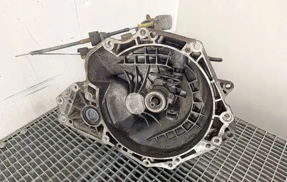 Opel Zafira B Manual 5 speed gearbox F17C419