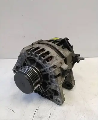 Hyundai i40 Generator/alternator 373002A800 2609674 135V130A