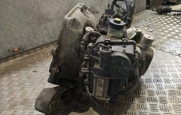 Opel Astra H Automatic gearbox 90575142