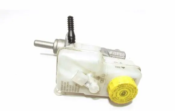 Skoda Fabia Mk1 (6Y) Master brake cylinder