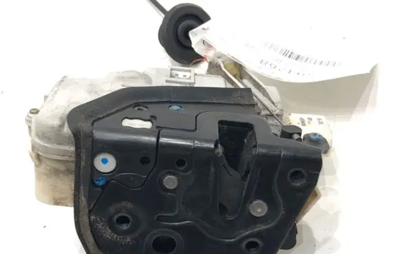Audi A4 S4 B7 8E 8H Front door lock 8E1837015AA