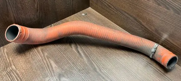 Iveco Daily 35 - 40.10 Intercooler hose/pipe 504030935 99487930