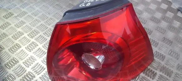 Volkswagen Golf V Rear/tail lights 1K6945096E