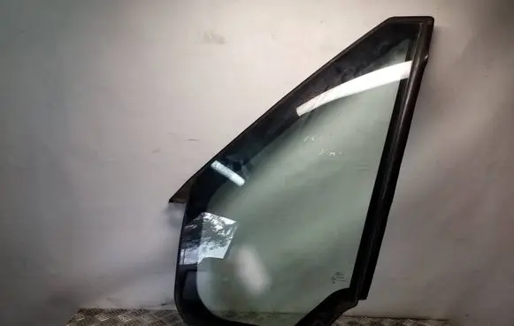 Ford Transit Front door vent window glass four-door 1C15V21419