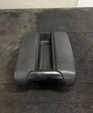BMW 5 E39 Armrest 8213862 11042002