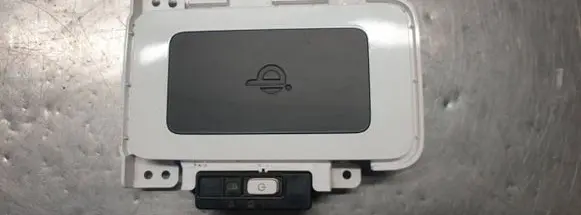 Toyota Prius (XW50) Wireless charging module 861C047010A0 CAQS05H3AJ YEFA0500077