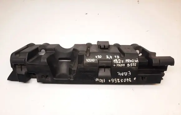 Volvo V70 Engine cover (trim) 30731785