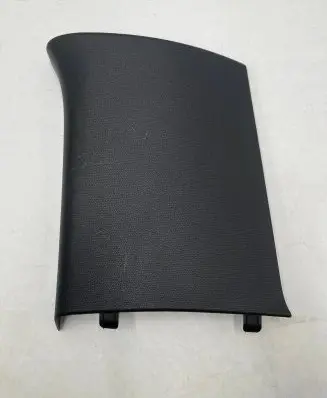 (D)pillar trim (top)