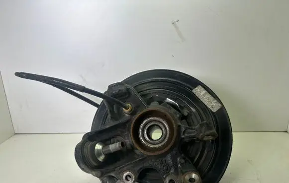 Dodge Durango III Rear wheel hub 04877113AC