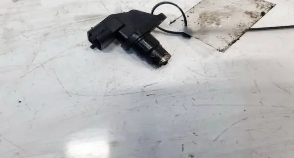 Volvo V70 Camshaft position sensor 8631533
