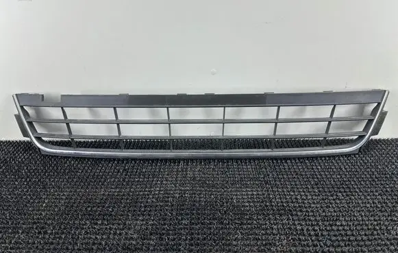 Volkswagen Sharan Front bumper lower grill 7N0853677 7N0853671
